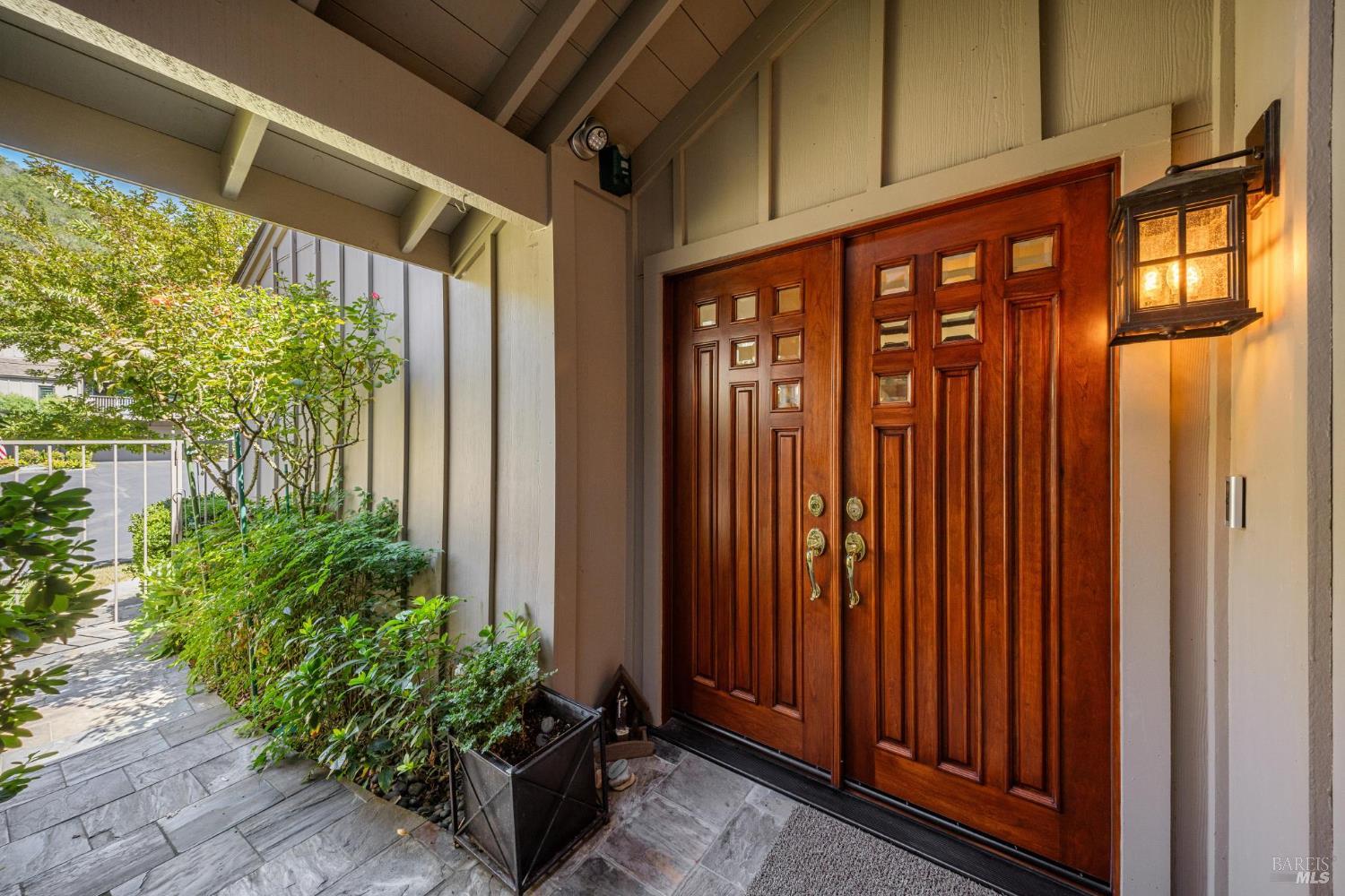 Detail Gallery Image 7 of 48 For 12 Eagle Gap Rd, Novato,  CA 94949 - 4 Beds | 2/1 Baths