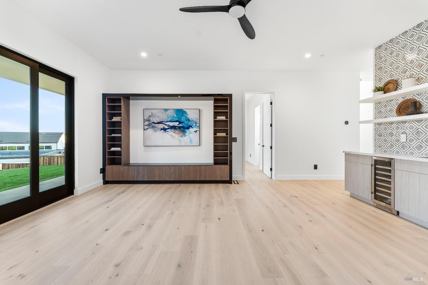Detail Gallery Image 29 of 47 For 2156 Wedgewood Way, Santa Rosa,  CA 95404 - 4 Beds | 4/1 Baths