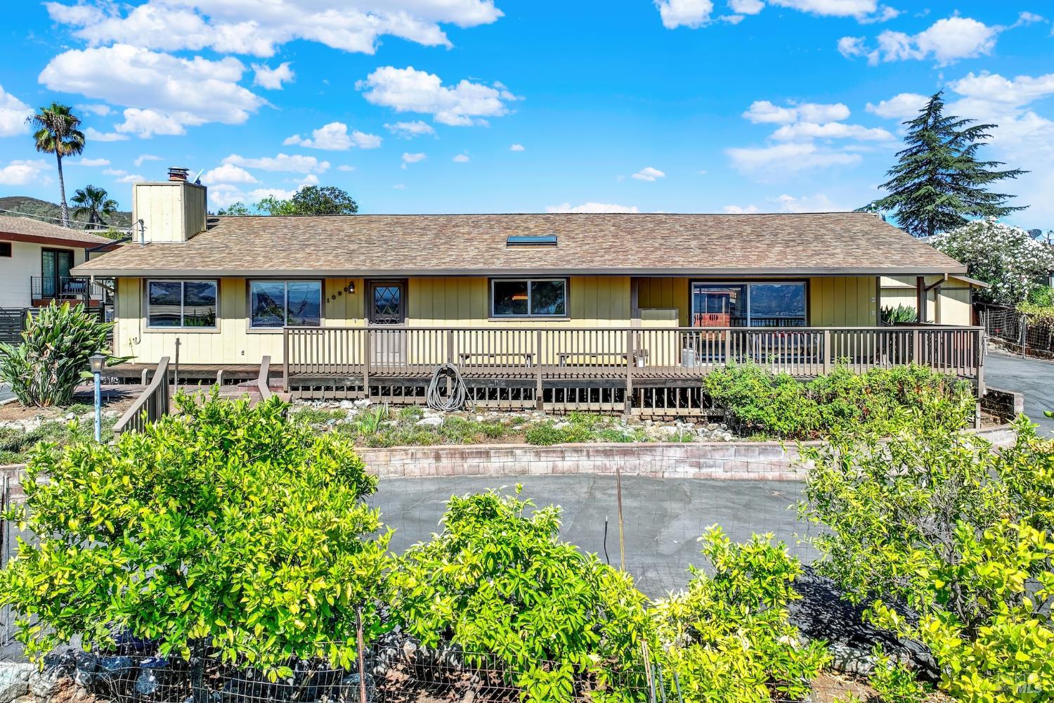 Detail Gallery Image 1 of 68 For 1090 Blueridge Dr, Napa,  CA 94558 - 2 Beds | 2 Baths