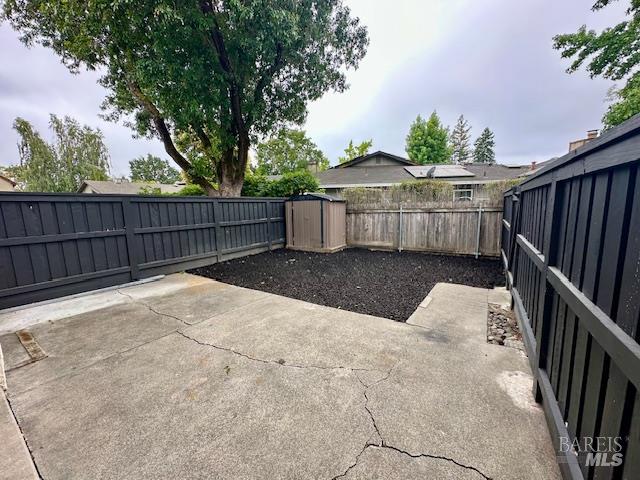 Detail Gallery Image 14 of 15 For 1859 Primavera Dr, Santa Rosa,  CA 95409 - 3 Beds | 1/1 Baths