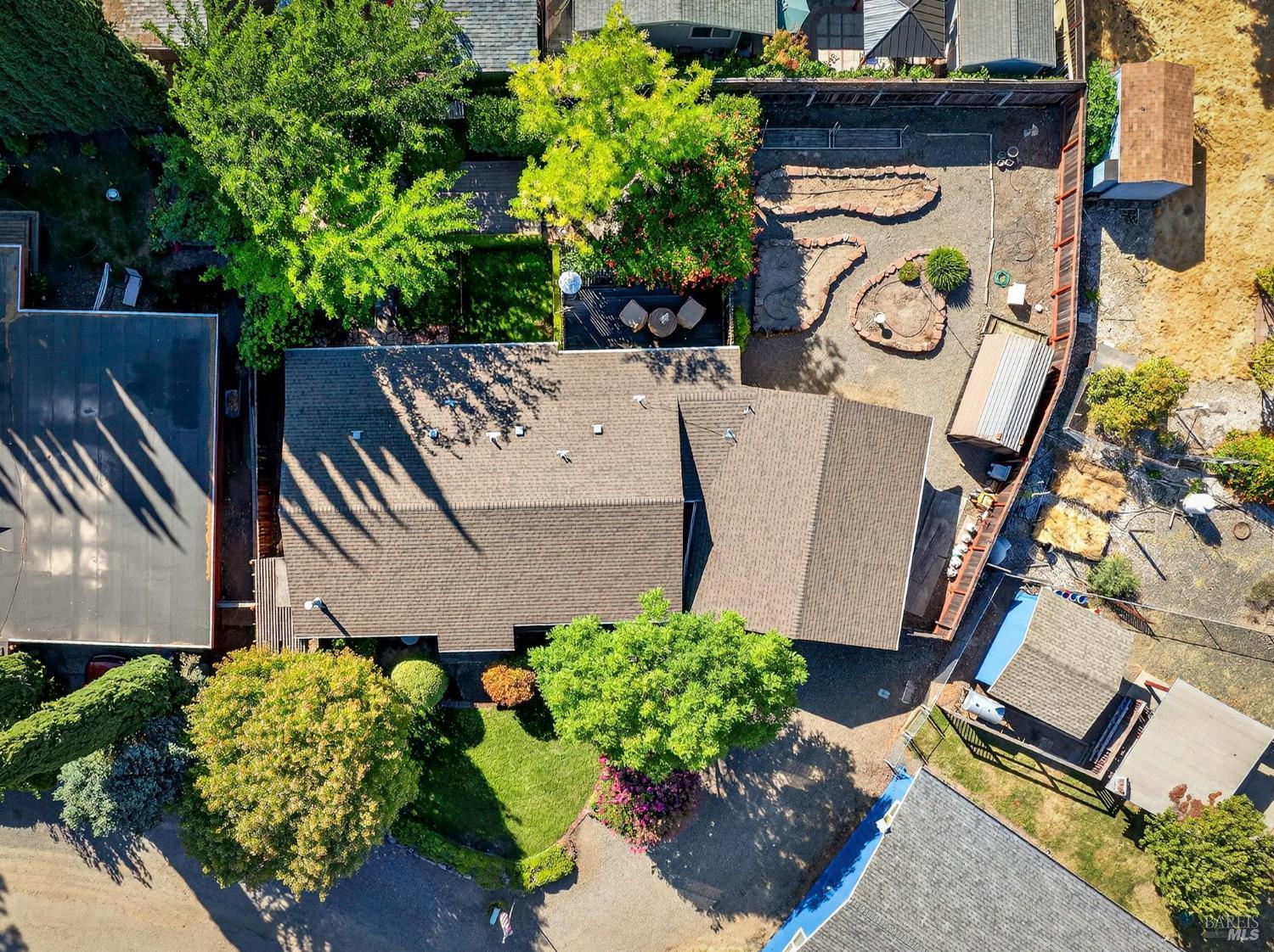 Detail Gallery Image 37 of 47 For 9918 Old Orchard Ln, Upper Lake,  CA 95485 - 2 Beds | 1 Baths