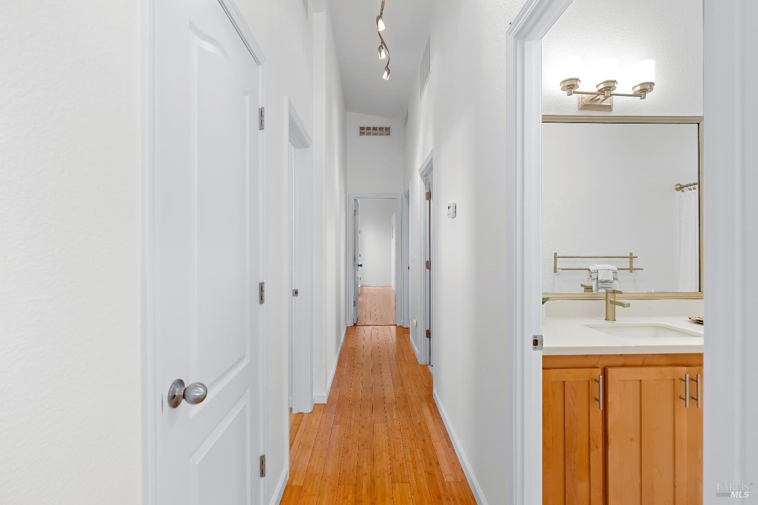 Detail Gallery Image 30 of 54 For 186 Sauterne Cir, Yountville,  CA 94599 - 3 Beds | 2 Baths