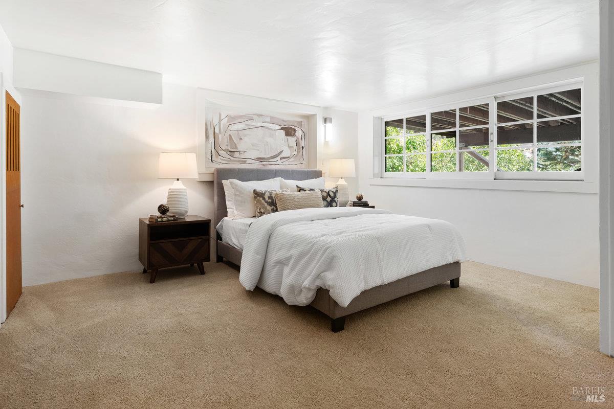 Detail Gallery Image 33 of 47 For 122 Circle Ave, Mill Valley,  CA 94941 - 2 Beds | 2 Baths