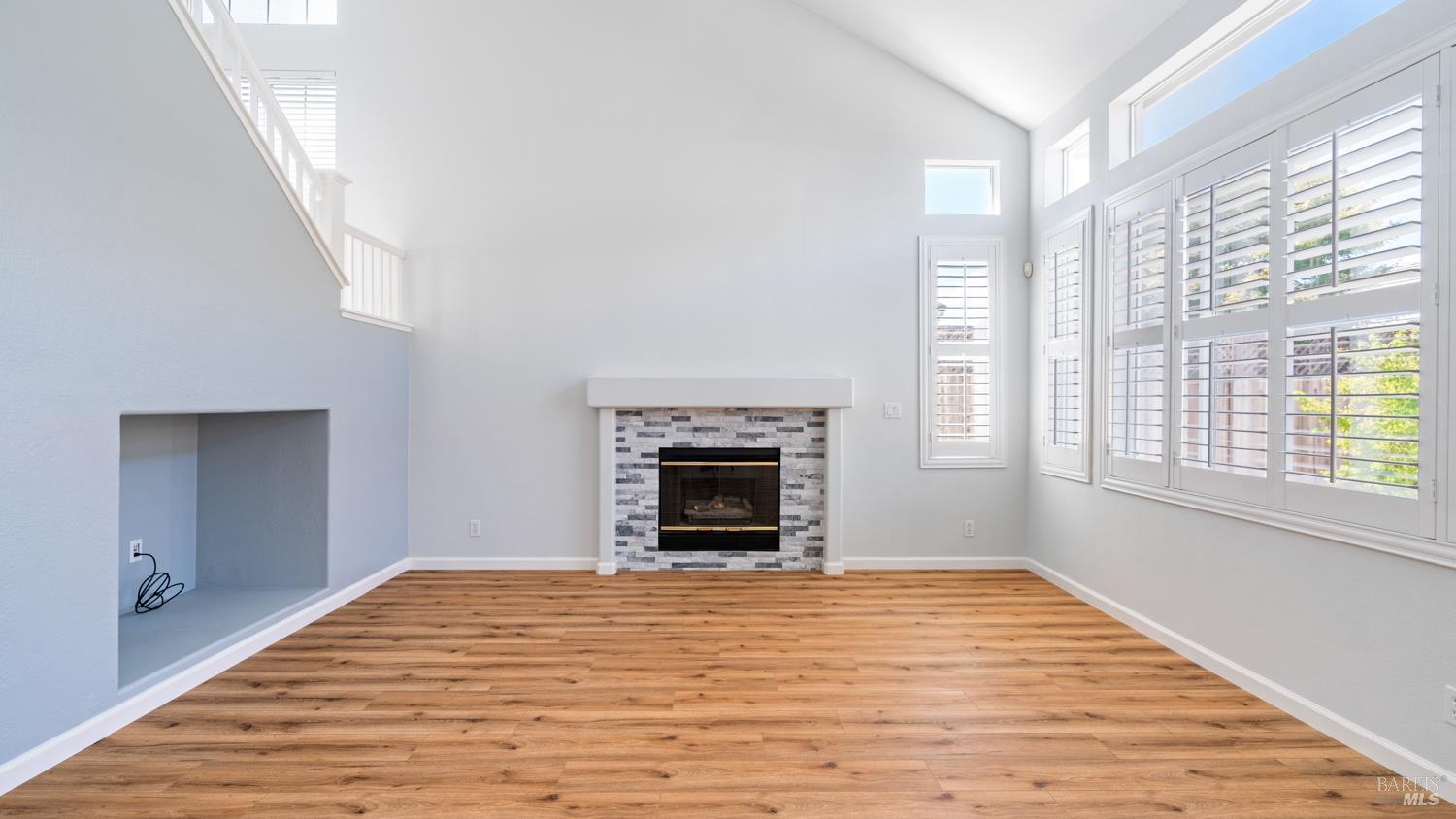 Detail Gallery Image 18 of 47 For 7351 15th Hole Dr, Windsor,  CA 95492 - 3 Beds | 2/1 Baths