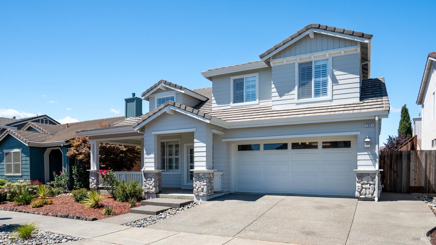 Detail Gallery Image 2 of 47 For 7351 15th Hole Dr, Windsor,  CA 95492 - 3 Beds | 2/1 Baths
