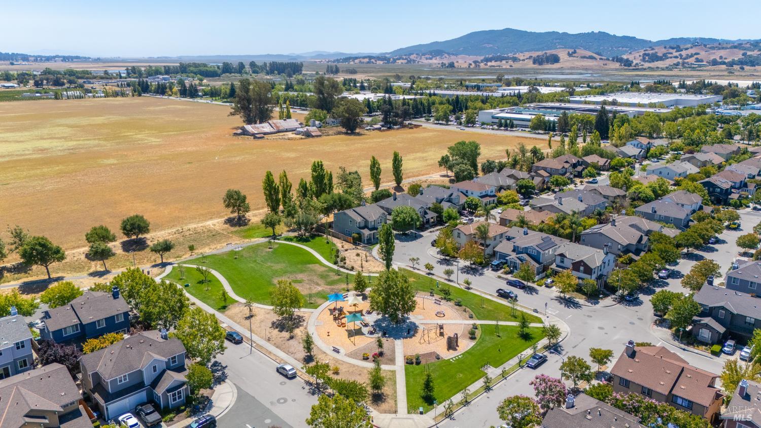 Detail Gallery Image 45 of 53 For 1807 Sage Way, Petaluma,  CA 94954 - 3 Beds | 2/1 Baths