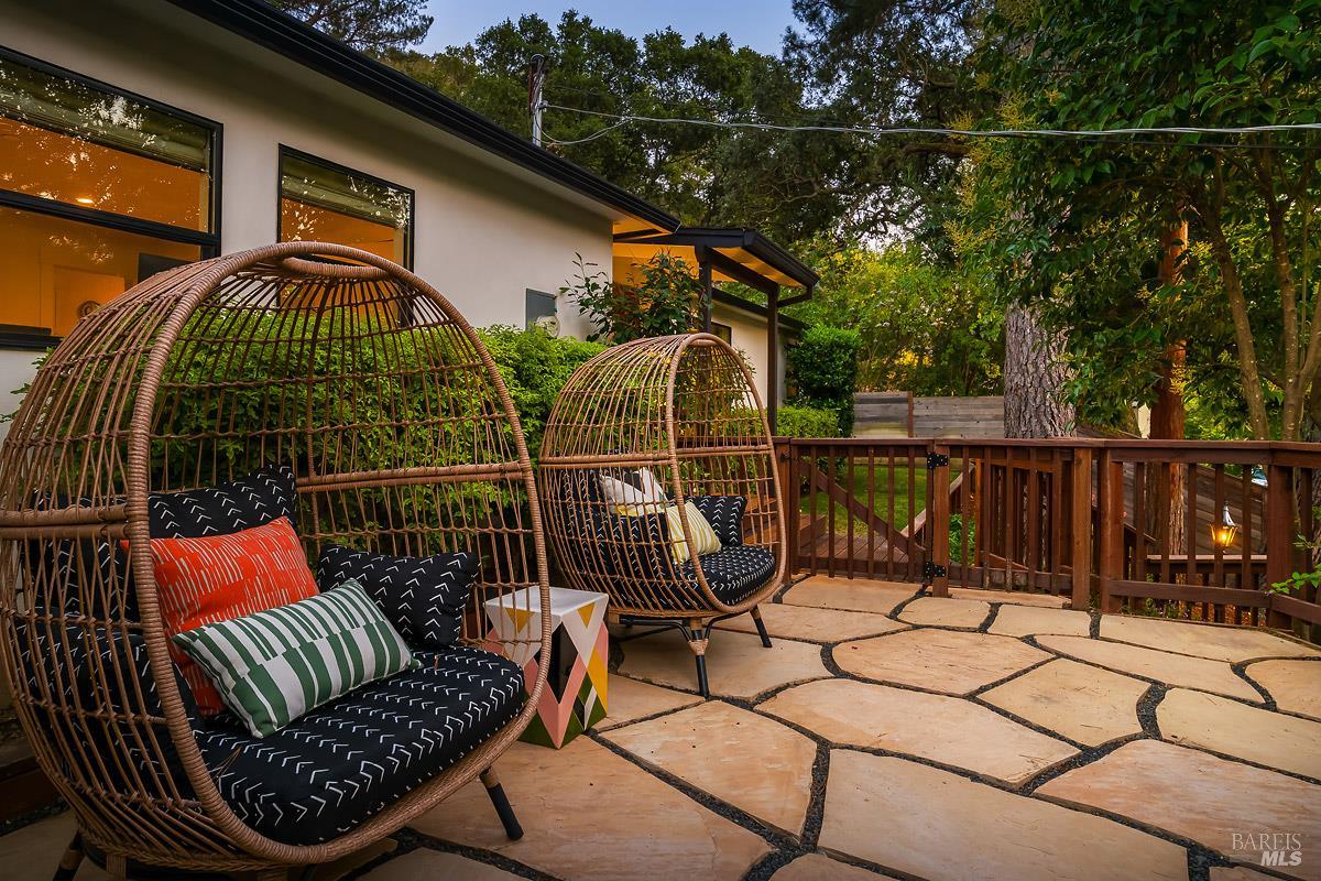 Detail Gallery Image 30 of 40 For 1182 Simmons Ln, Novato,  CA 94945 - 3 Beds | 3 Baths