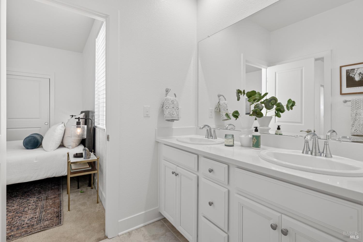 Detail Gallery Image 19 of 37 For 864 Cosmos Dr, Vacaville,  CA 95687 - 4 Beds | 3 Baths