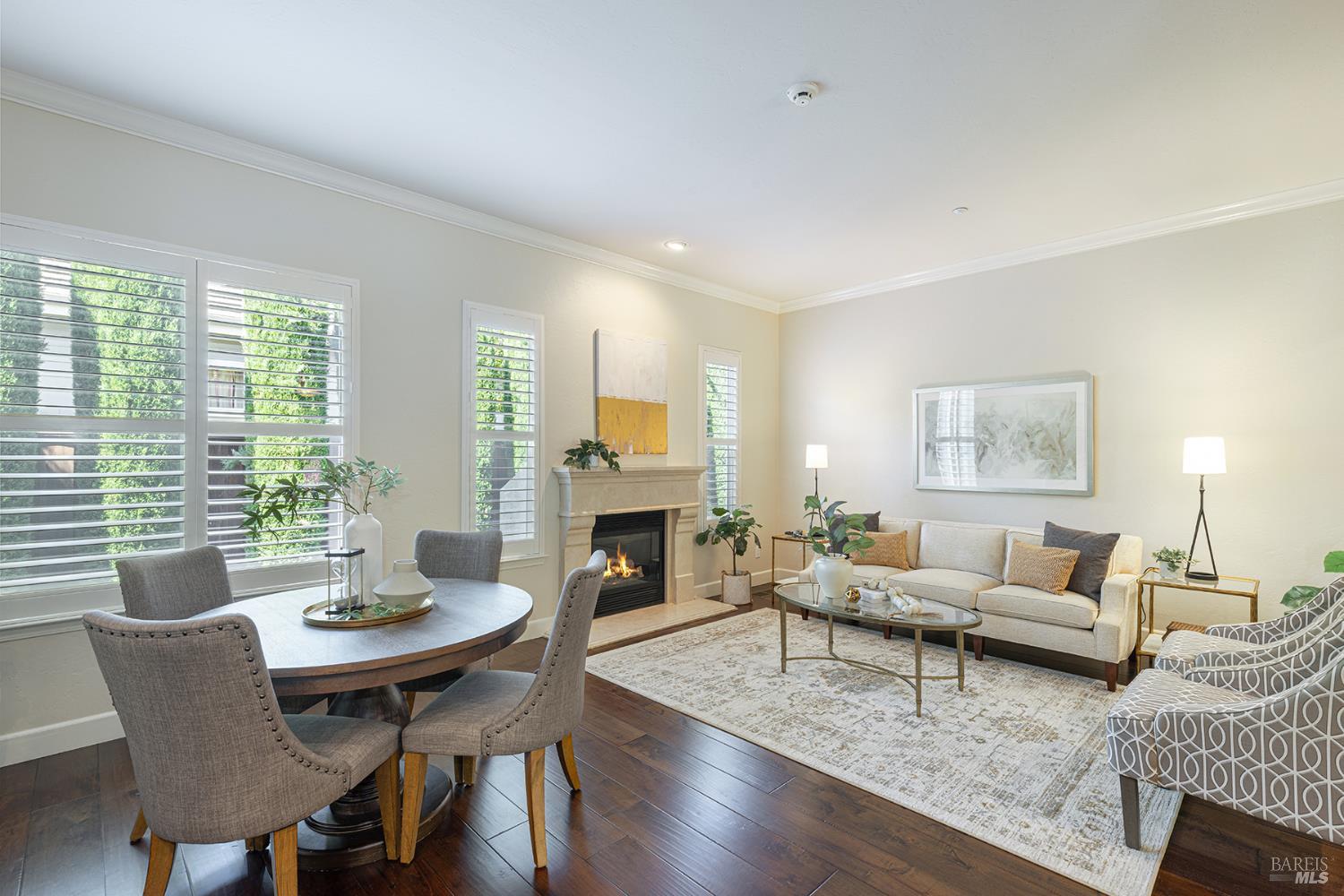 Detail Gallery Image 14 of 36 For 107 Autumn Run Way, Napa,  CA 94558 - 4 Beds | 2/1 Baths