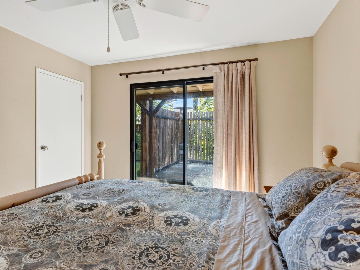 Detail Gallery Image 17 of 47 For 9918 Old Orchard Ln, Upper Lake,  CA 95485 - 2 Beds | 1 Baths