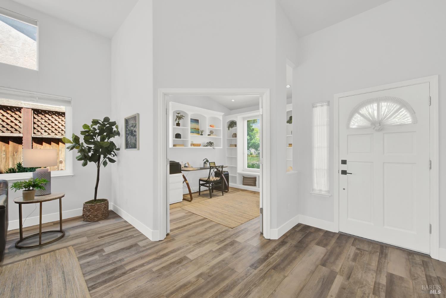 Detail Gallery Image 10 of 27 For 25 Sea Breeze Ct, Napa,  CA 94559 - 3 Beds | 2 Baths