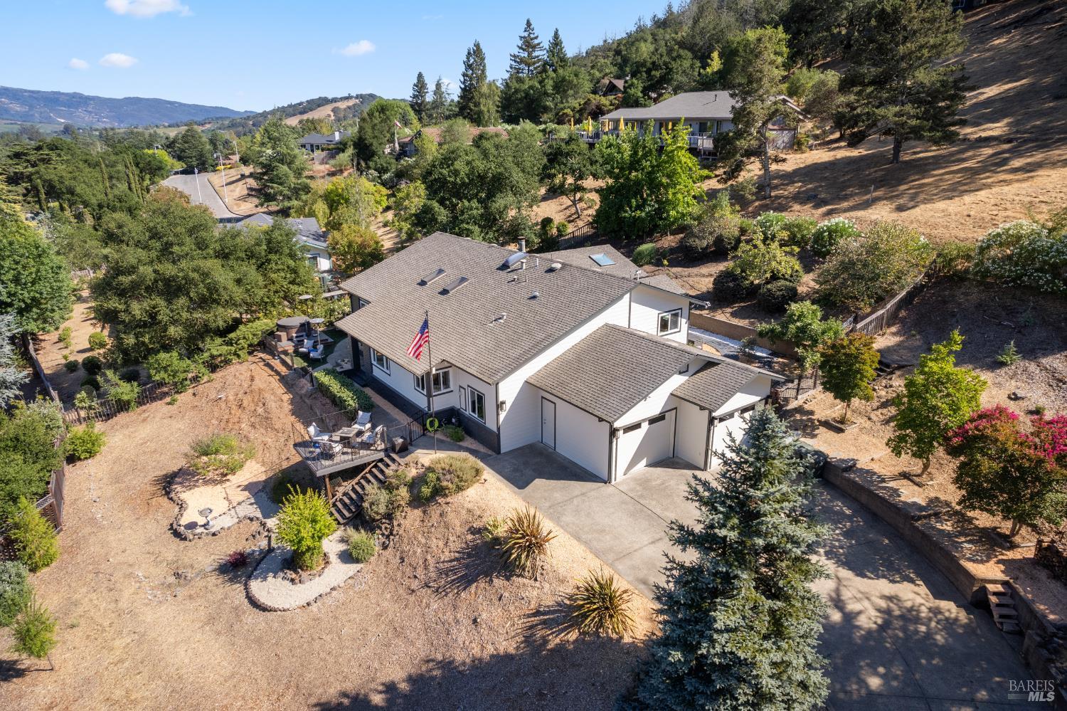 Detail Gallery Image 1 of 47 For 410 Oak Mesa Ct, Santa Rosa,  CA 95409 - 2 Beds | 2/1 Baths