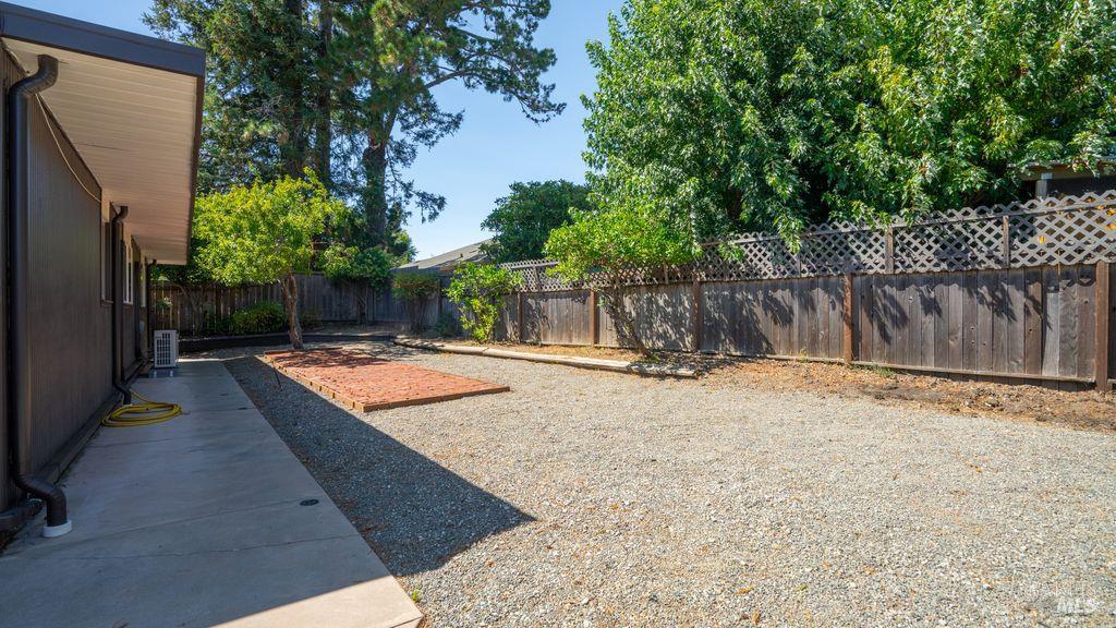 Detail Gallery Image 22 of 24 For 734 Del Ganado Rd, San Rafael,  CA 94903 - 3 Beds | 2 Baths