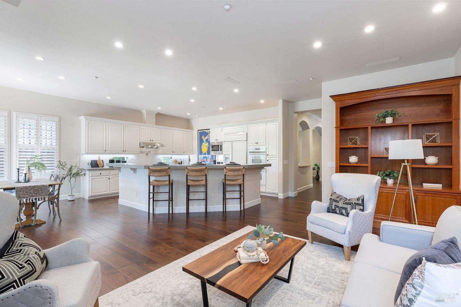 Detail Gallery Image 8 of 36 For 107 Autumn Run Way, Napa,  CA 94558 - 4 Beds | 2/1 Baths