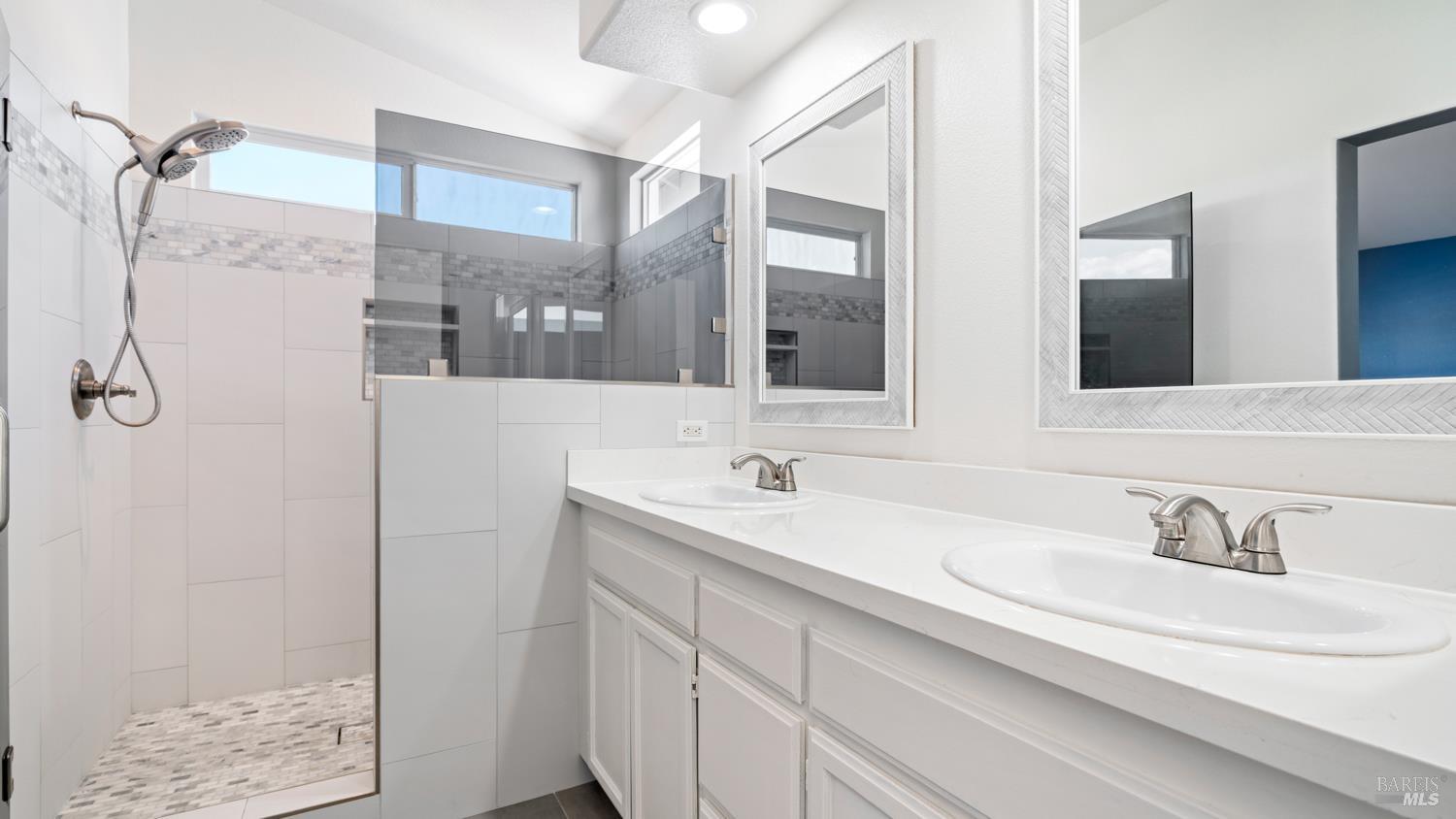 Detail Gallery Image 40 of 47 For 7351 15th Hole Dr, Windsor,  CA 95492 - 3 Beds | 2/1 Baths