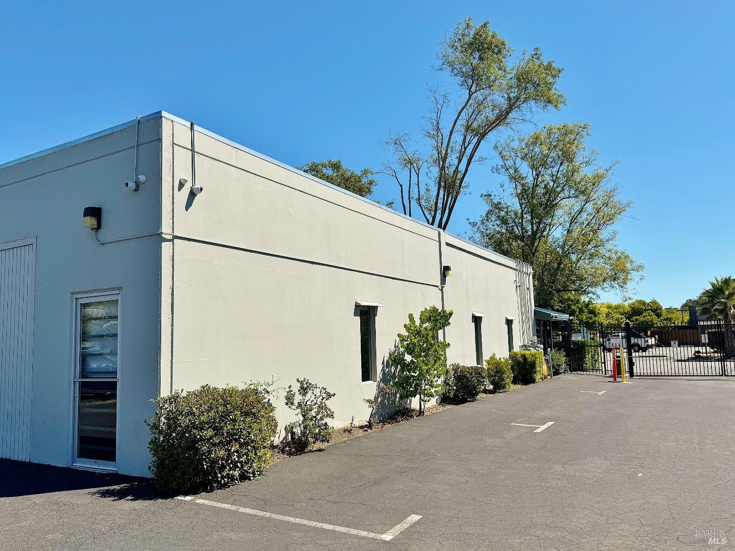 Detail Gallery Image 3 of 7 For 14 Commercial Blvd #133,  Novato,  CA 94949 - – Beds | – Baths