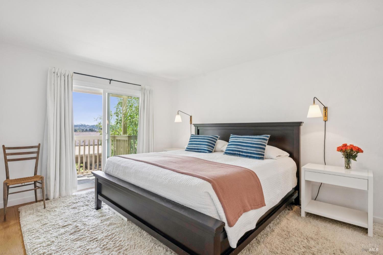 Detail Gallery Image 14 of 21 For 7 Emerson Dr, Mill Valley,  CA 94941 - 2 Beds | 1/1 Baths