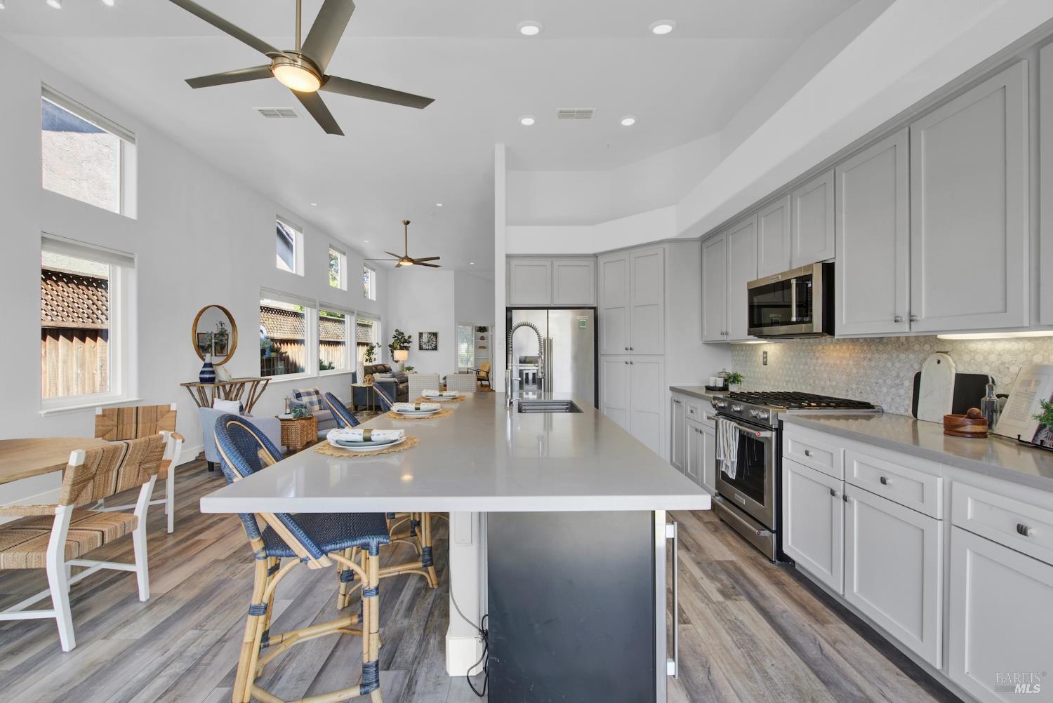 Detail Gallery Image 18 of 27 For 25 Sea Breeze Ct, Napa,  CA 94559 - 3 Beds | 2 Baths
