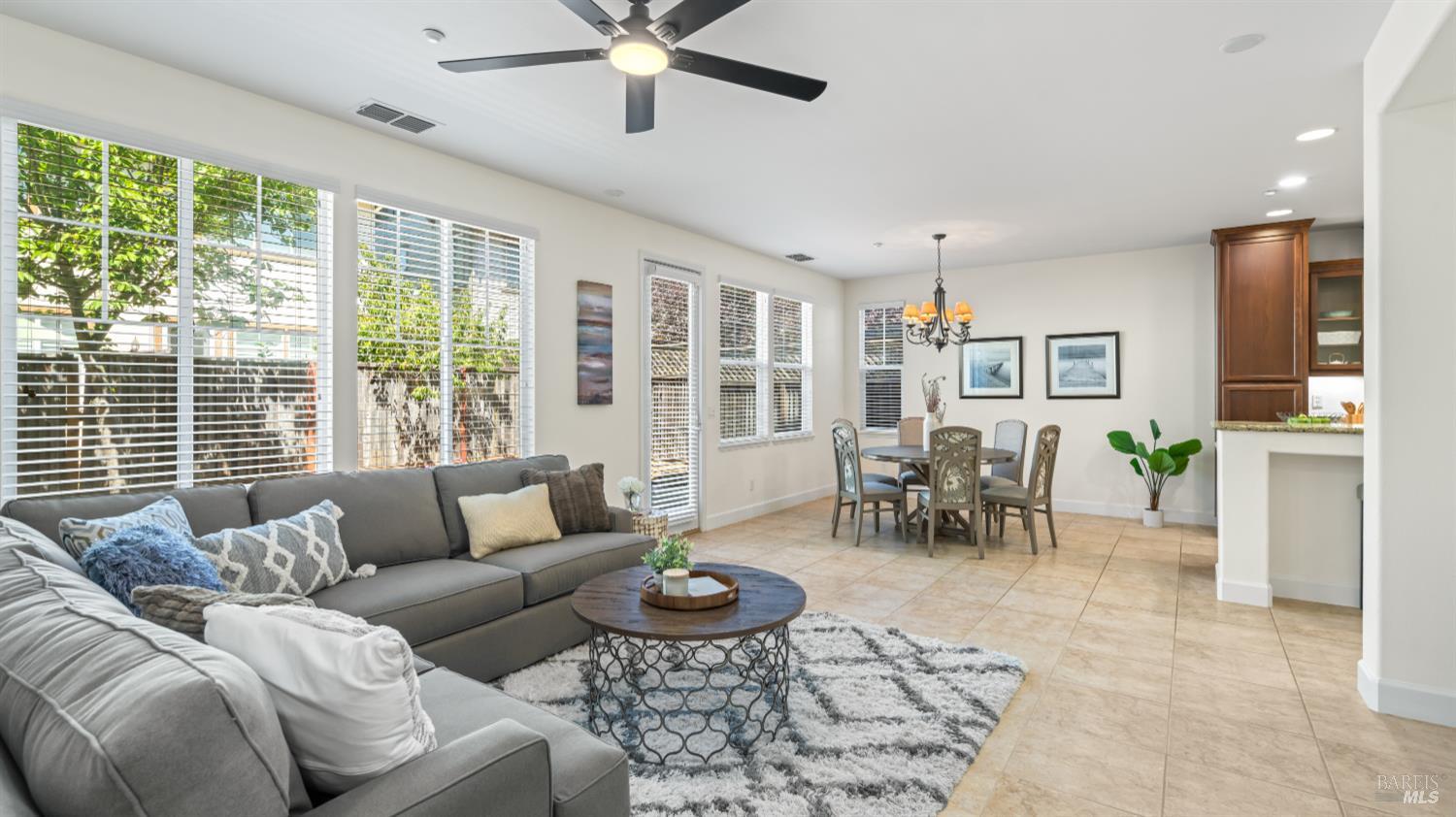 Detail Gallery Image 17 of 53 For 1807 Sage Way, Petaluma,  CA 94954 - 3 Beds | 2/1 Baths