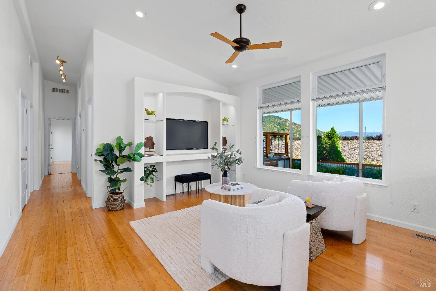Detail Gallery Image 27 of 54 For 186 Sauterne Cir, Yountville,  CA 94599 - 3 Beds | 2 Baths