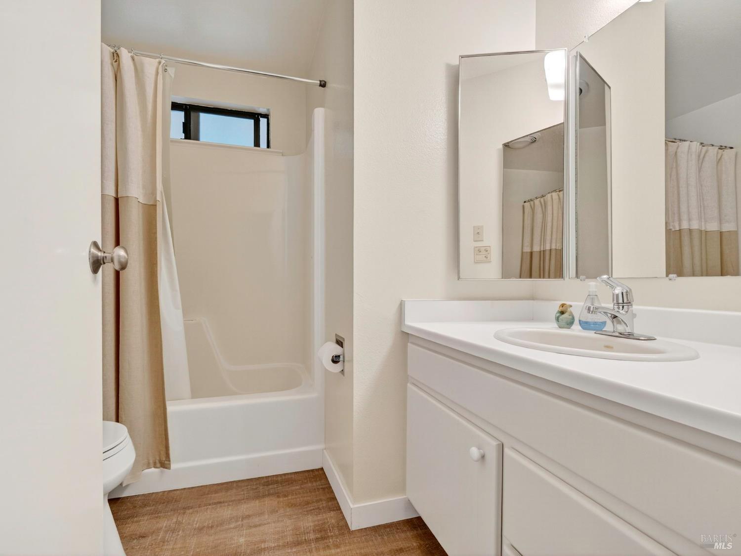 Detail Gallery Image 20 of 47 For 9918 Old Orchard Ln, Upper Lake,  CA 95485 - 2 Beds | 1 Baths