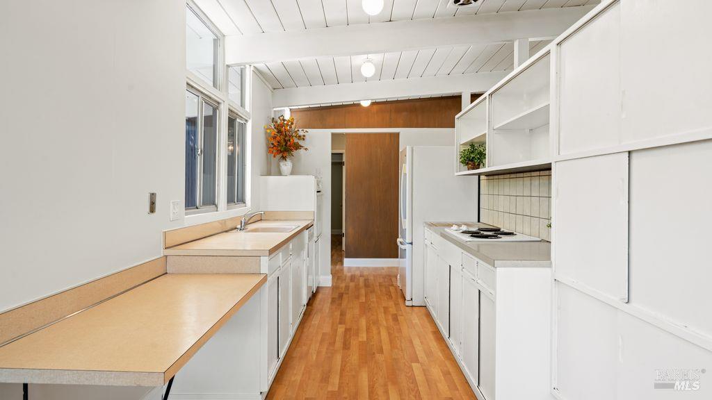 Detail Gallery Image 12 of 24 For 734 Del Ganado Rd, San Rafael,  CA 94903 - 3 Beds | 2 Baths