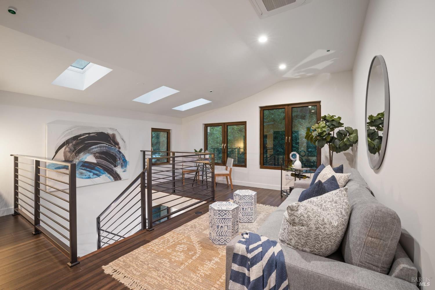 Detail Gallery Image 60 of 78 For 14685 Willow Rd, Rio Nido,  CA 95446 - 3 Beds | 3 Baths