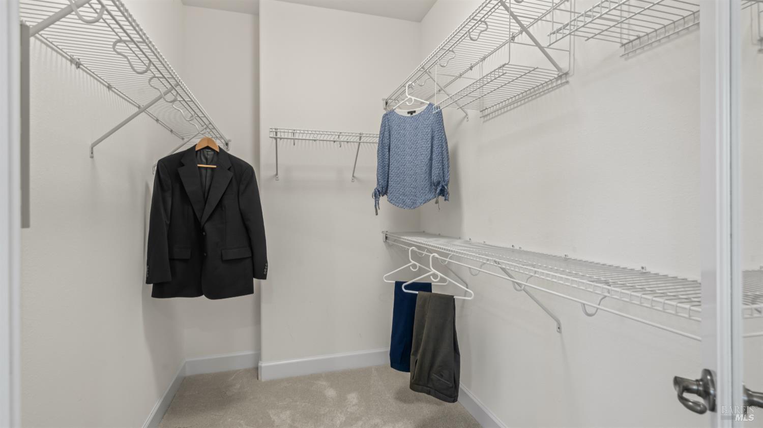 Detail Gallery Image 35 of 53 For 1807 Sage Way, Petaluma,  CA 94954 - 3 Beds | 2/1 Baths