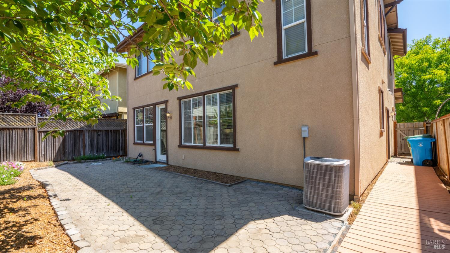 Detail Gallery Image 41 of 53 For 1807 Sage Way, Petaluma,  CA 94954 - 3 Beds | 2/1 Baths