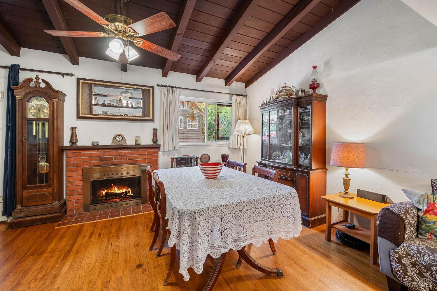 Detail Gallery Image 16 of 48 For 55 Burlington Dr, Petaluma,  CA 94952 - 3 Beds | 2 Baths