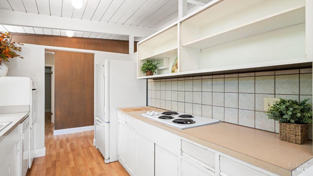 Detail Gallery Image 13 of 24 For 734 Del Ganado Rd, San Rafael,  CA 94903 - 3 Beds | 2 Baths