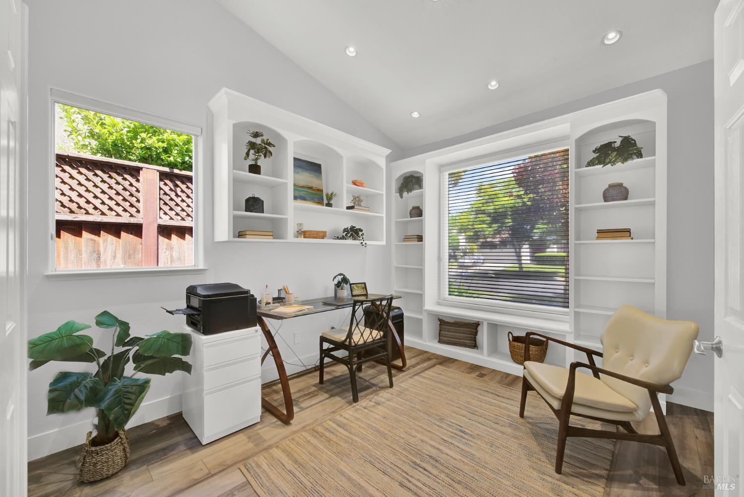 Detail Gallery Image 11 of 27 For 25 Sea Breeze Ct, Napa,  CA 94559 - 3 Beds | 2 Baths