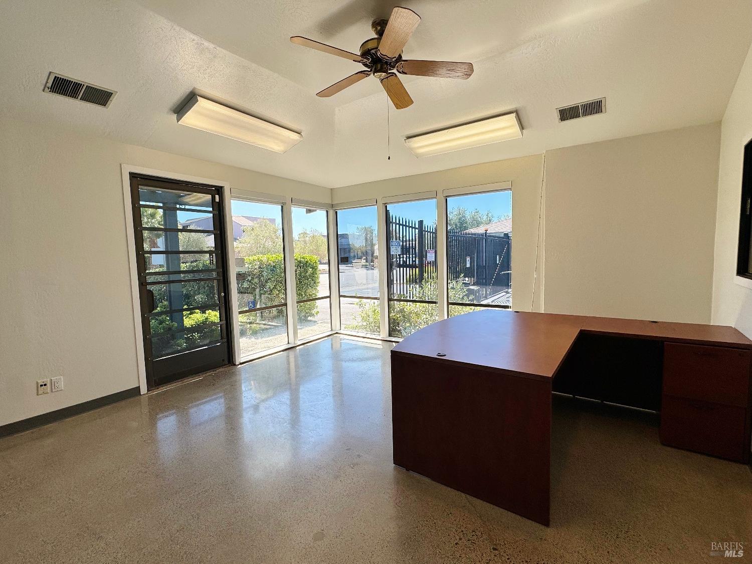Detail Gallery Image 5 of 7 For 14 Commercial Blvd 133+,  Novato,  CA 94949 - – Beds | – Baths