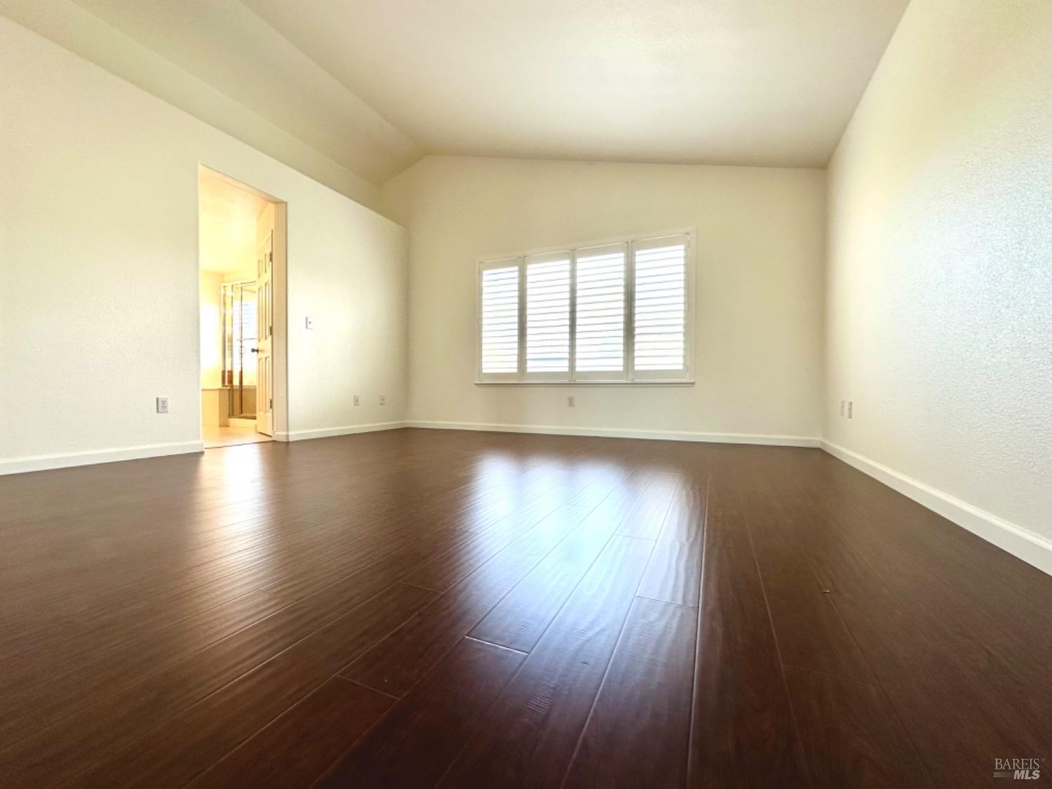 Detail Gallery Image 35 of 68 For 622 Stonehenge Ct, Fairfield,  CA 94534 - 5 Beds | 3 Baths