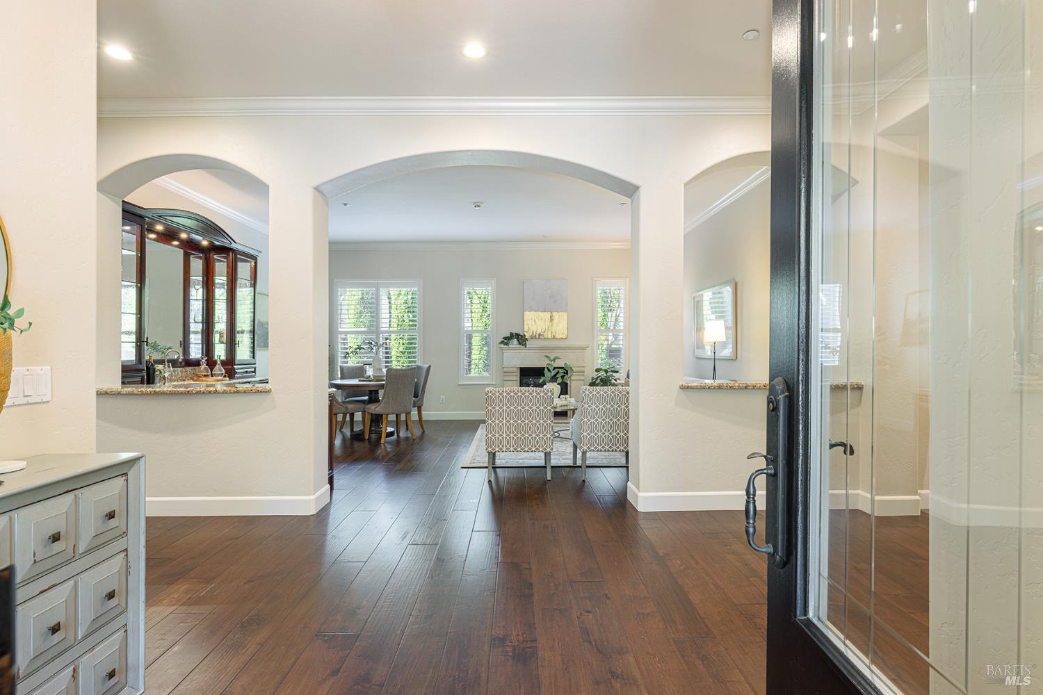Detail Gallery Image 7 of 36 For 107 Autumn Run Way, Napa,  CA 94558 - 4 Beds | 2/1 Baths