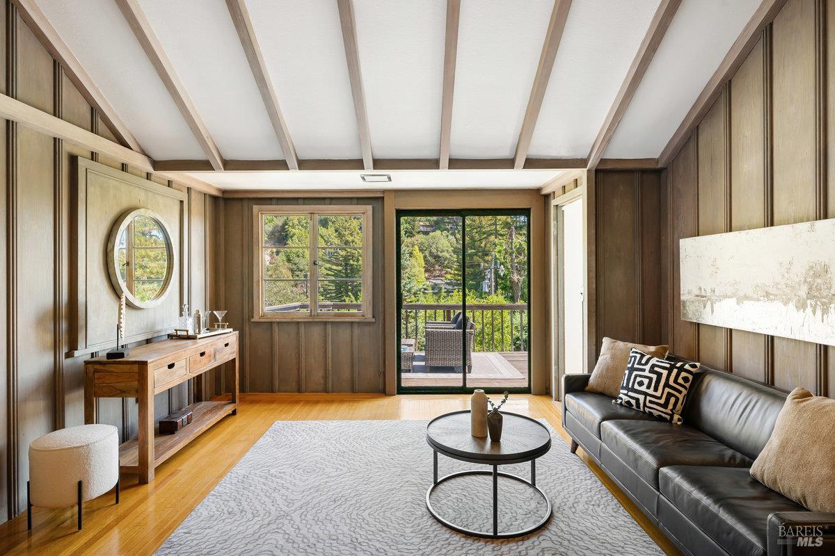 Detail Gallery Image 19 of 47 For 122 Circle Ave, Mill Valley,  CA 94941 - 2 Beds | 2 Baths
