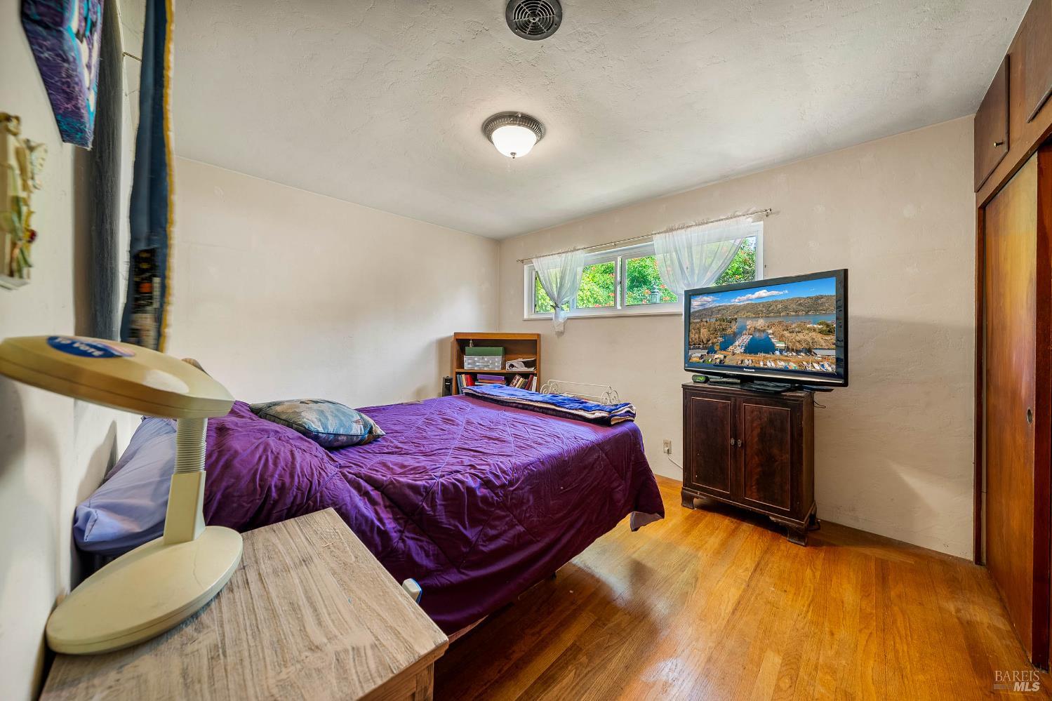 Detail Gallery Image 21 of 48 For 55 Burlington Dr, Petaluma,  CA 94952 - 3 Beds | 2 Baths
