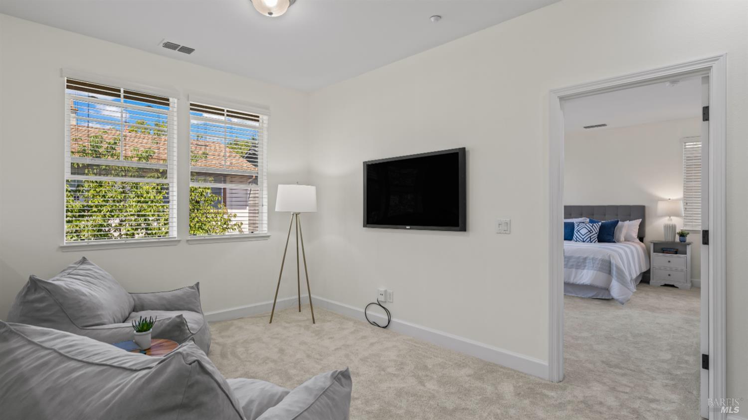 Detail Gallery Image 19 of 53 For 1807 Sage Way, Petaluma,  CA 94954 - 3 Beds | 2/1 Baths