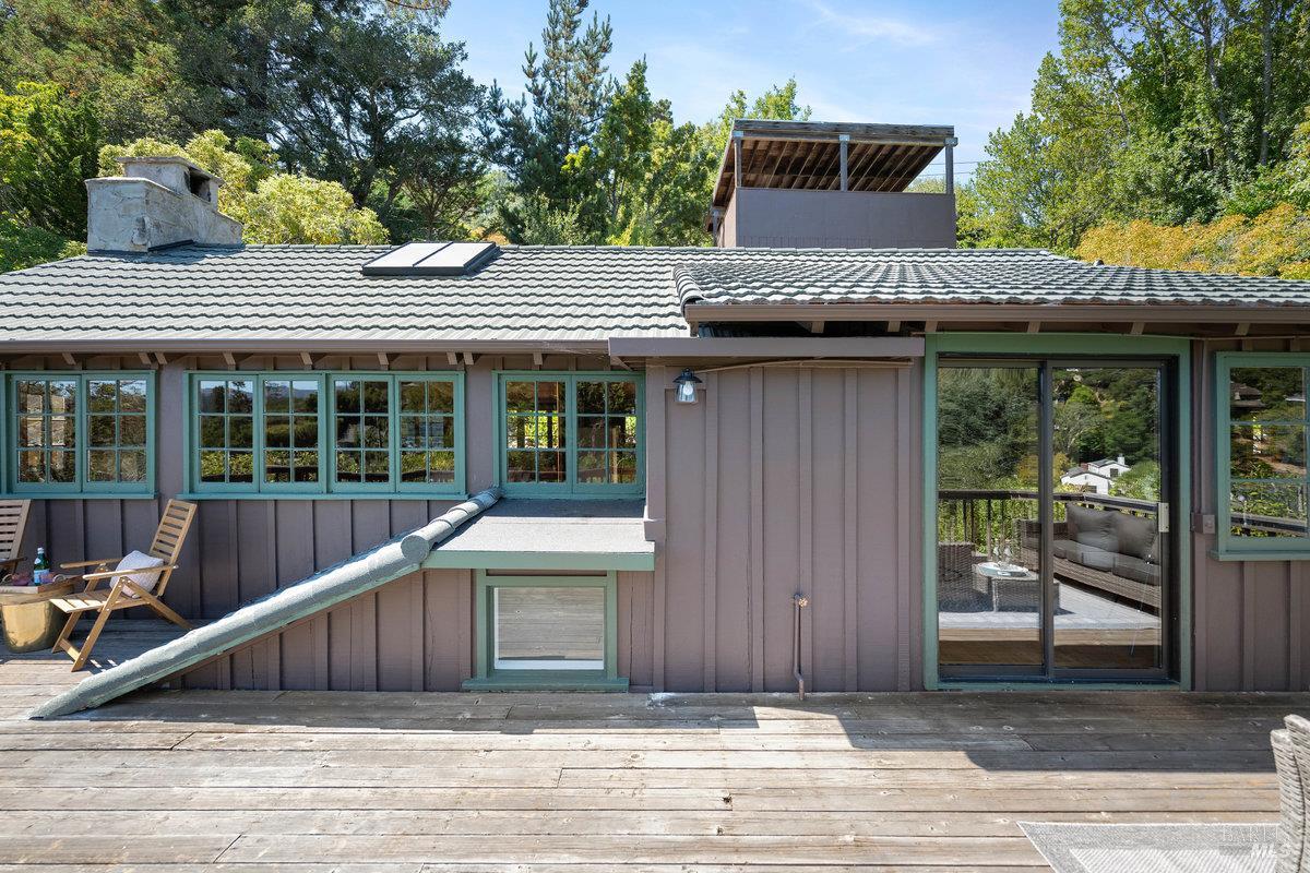 Detail Gallery Image 24 of 47 For 122 Circle Ave, Mill Valley,  CA 94941 - 2 Beds | 2 Baths