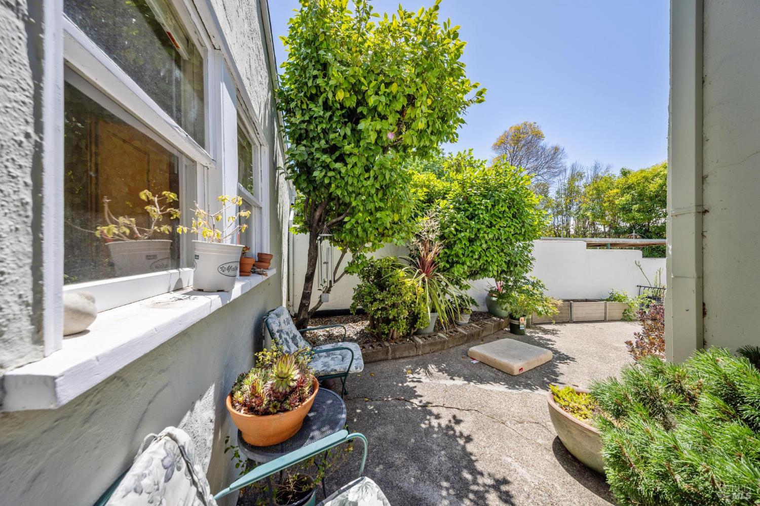 Detail Gallery Image 17 of 42 For 104 F St, San Rafael,  CA 94901 - – Beds | – Baths