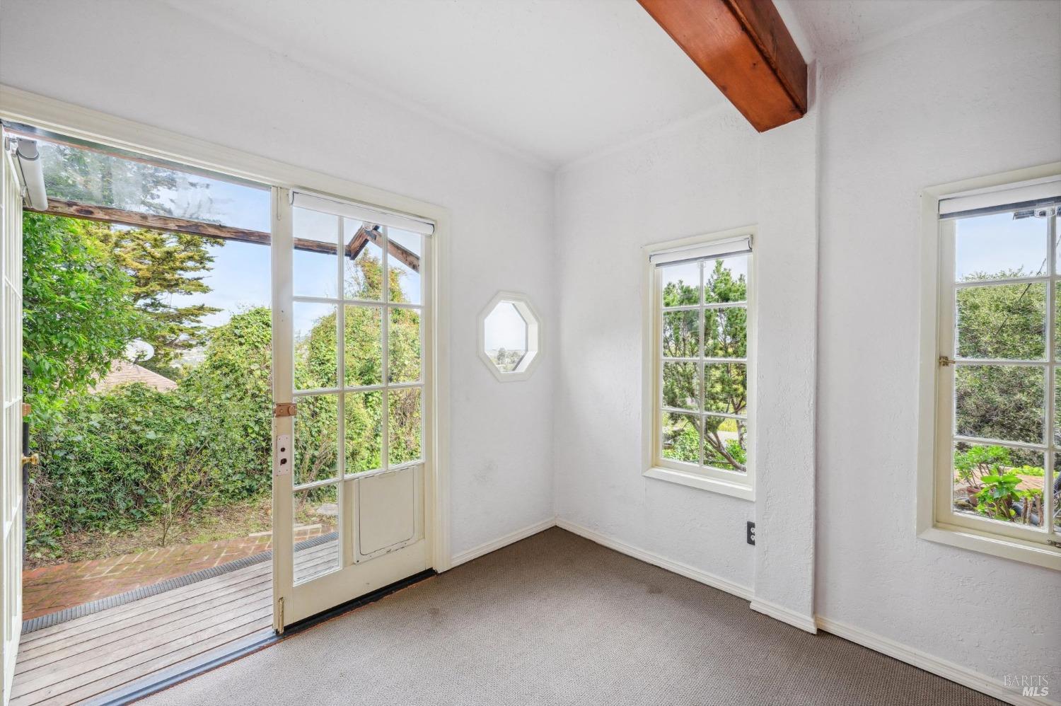 Detail Gallery Image 64 of 70 For 112 Edison Ave, Corte Madera,  CA 94925 - 5 Beds | 3 Baths