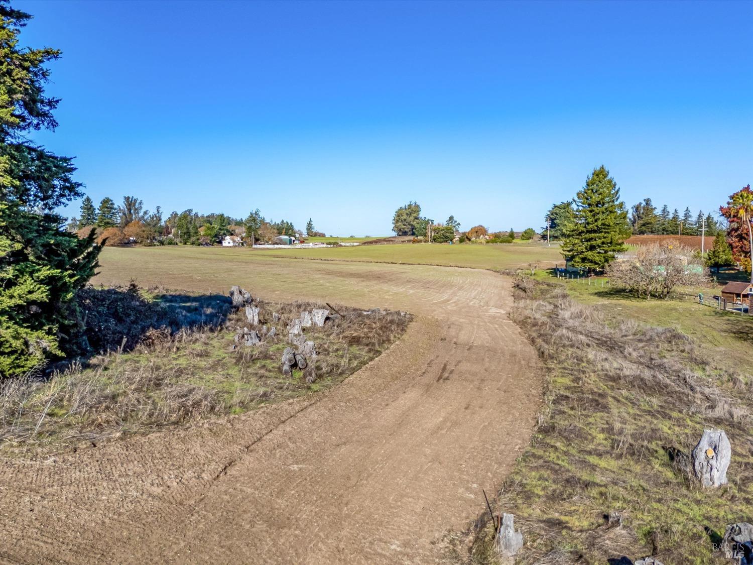 Detail Gallery Image 19 of 25 For 6000 Petersen Rd, Sebastopol,  CA 95472 - – Beds | – Baths