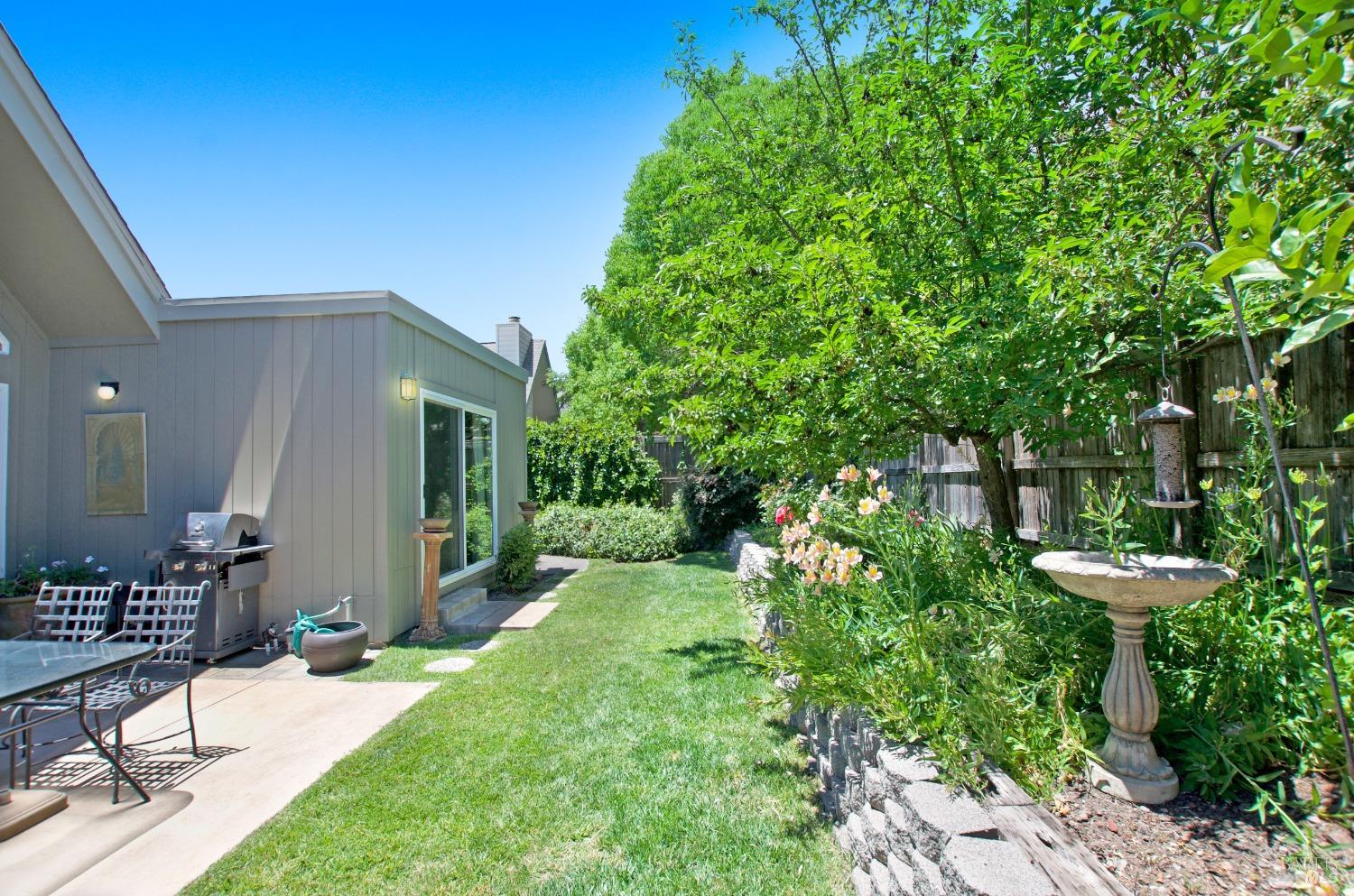 Detail Gallery Image 40 of 43 For 1329 Avenida Sebastiani Unkn, Sonoma,  CA 95476 - 2 Beds | 2 Baths