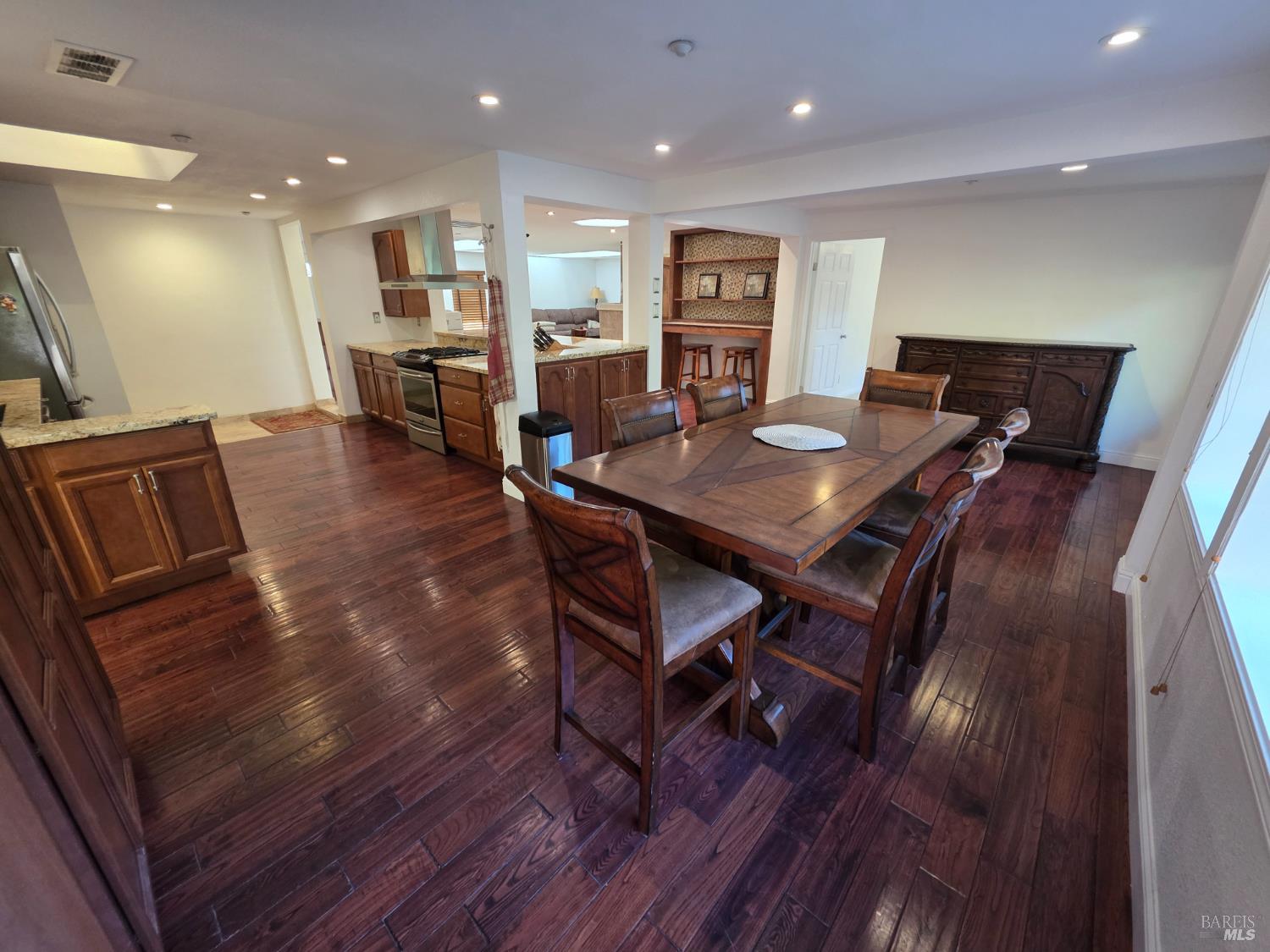Detail Gallery Image 12 of 32 For 3606 Linda Vista Ave, Napa,  CA 94558 - 3 Beds | 2 Baths