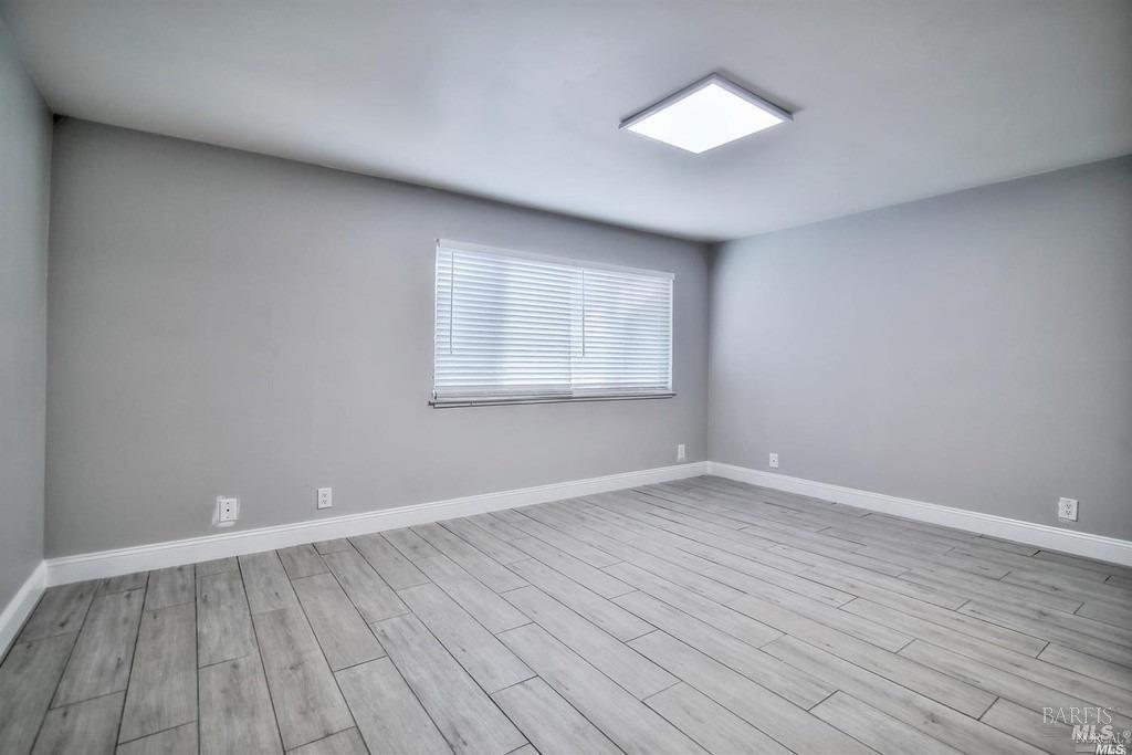 Detail Gallery Image 6 of 8 For 22 Fairfax St #B,  San Rafael,  CA 94901 - 2 Beds | 2 Baths