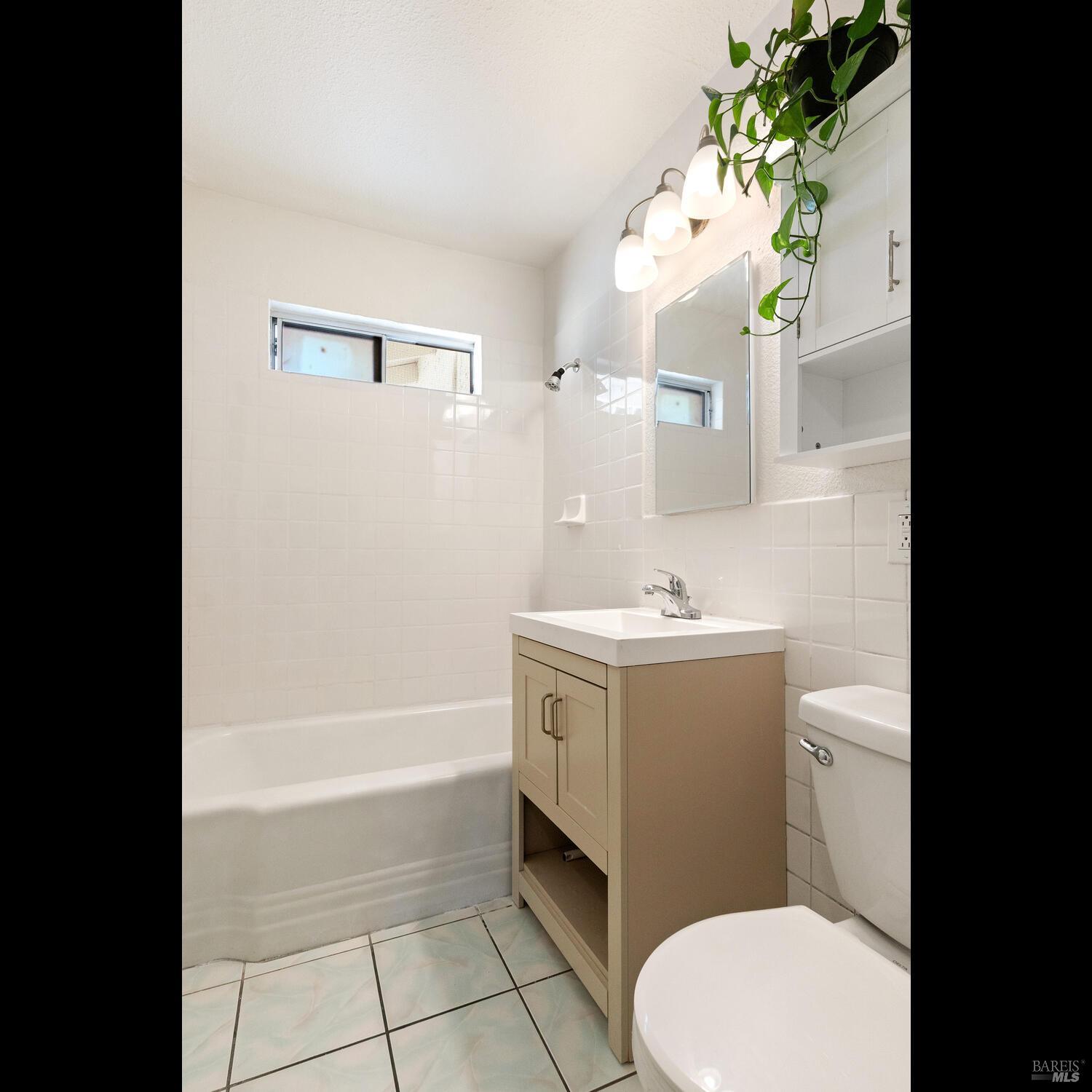 Detail Gallery Image 19 of 32 For 526 Sheldon Ave, Vallejo,  CA 94591 - 2 Beds | 1 Baths
