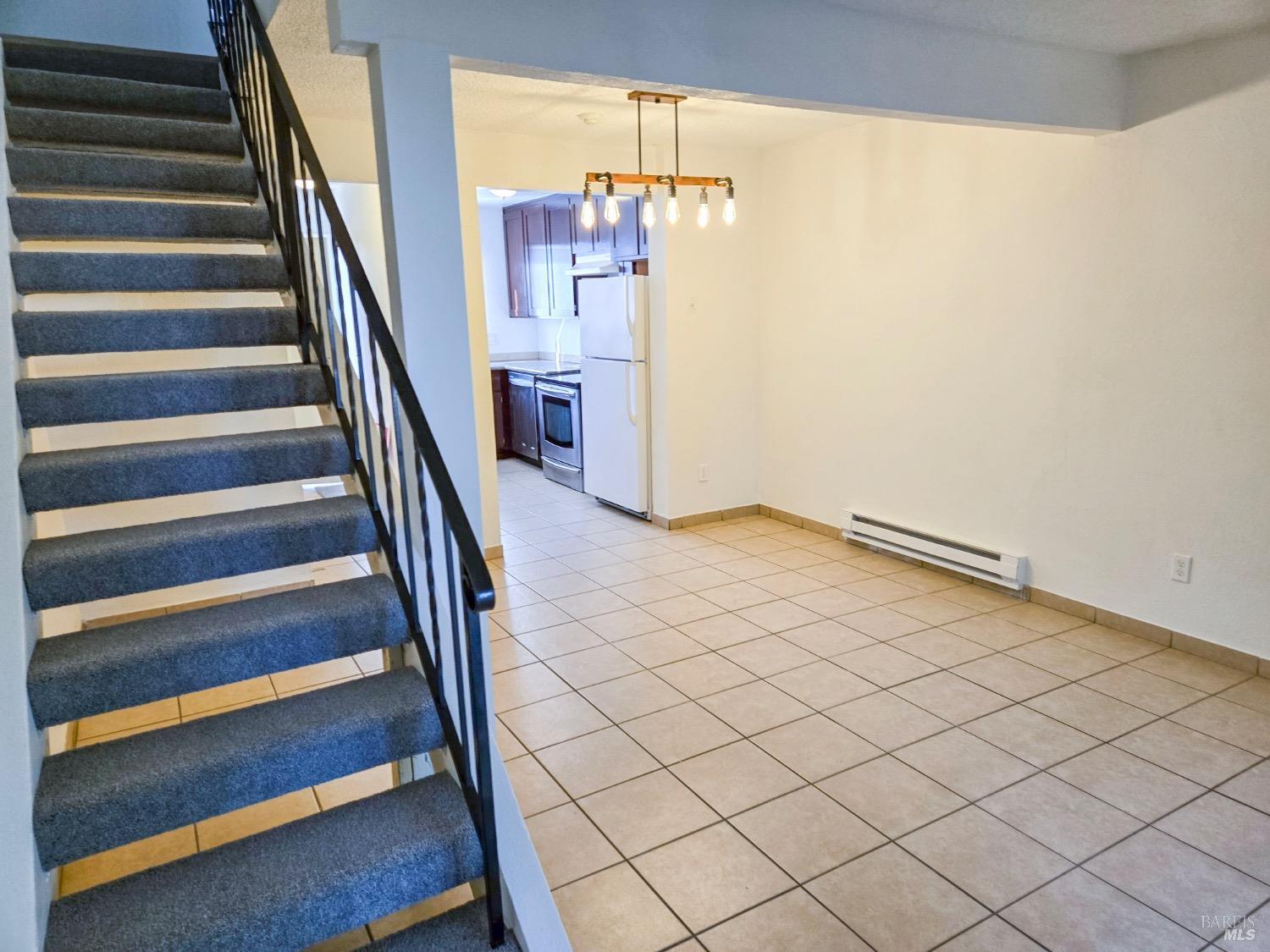 Detail Gallery Image 10 of 13 For 928 Civic Center Dr, Rohnert Park,  CA 94928 - – Beds | – Baths