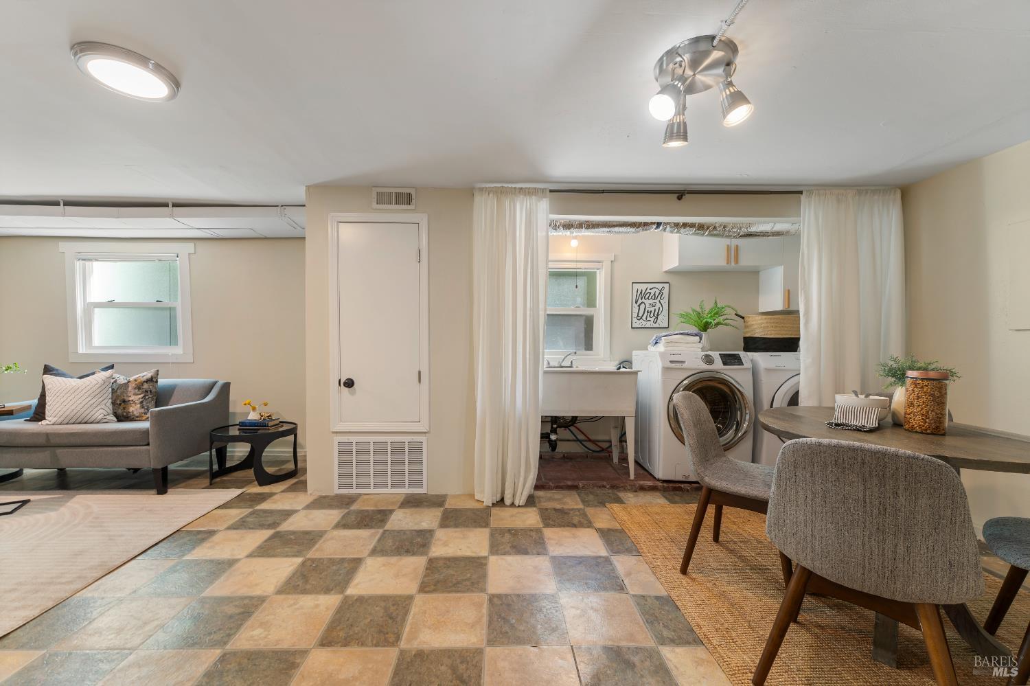 Detail Gallery Image 47 of 74 For 219 Mayo Ave, Vallejo,  CA 94590 - 3 Beds | 2 Baths
