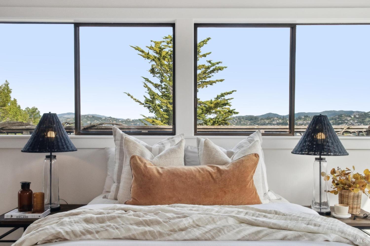 Detail Gallery Image 20 of 70 For 112 Edison Ave, Corte Madera,  CA 94925 - 5 Beds | 3 Baths