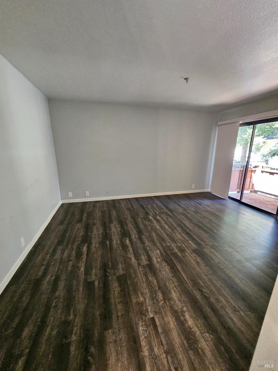 Detail Gallery Image 17 of 18 For 690 Arcadia Dr, Vacaville,  CA 95687 - 2 Beds | 1 Baths